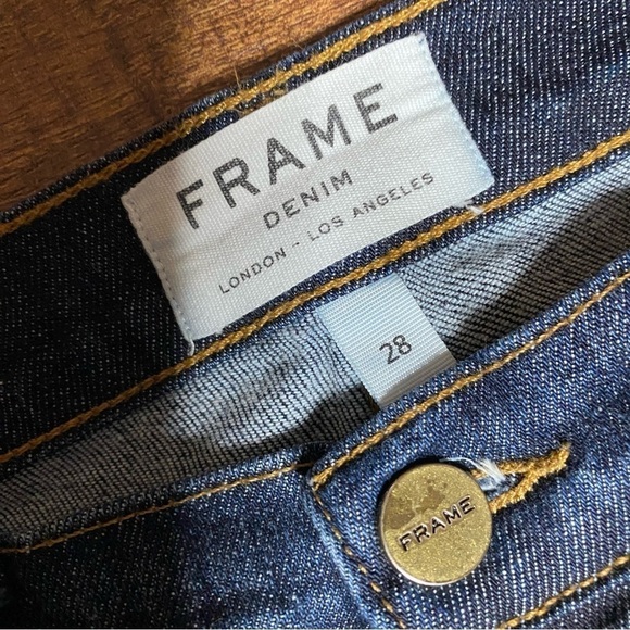 Frame Denim Le High Straight Reverse in Northern - Picture 4 of 7
